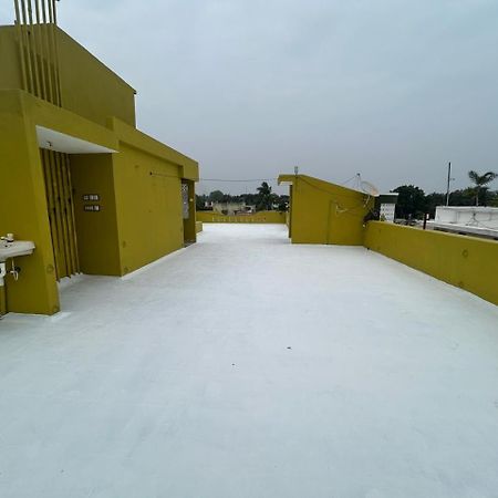 Eagle Nest Residency Otel Kottakuppam Dış mekan fotoğraf