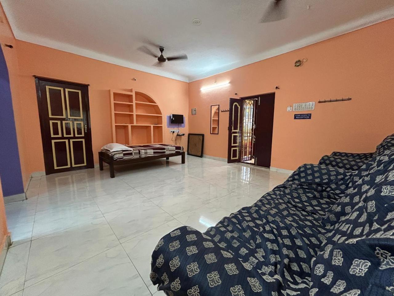 Eagle Nest Residency Otel Kottakuppam Dış mekan fotoğraf