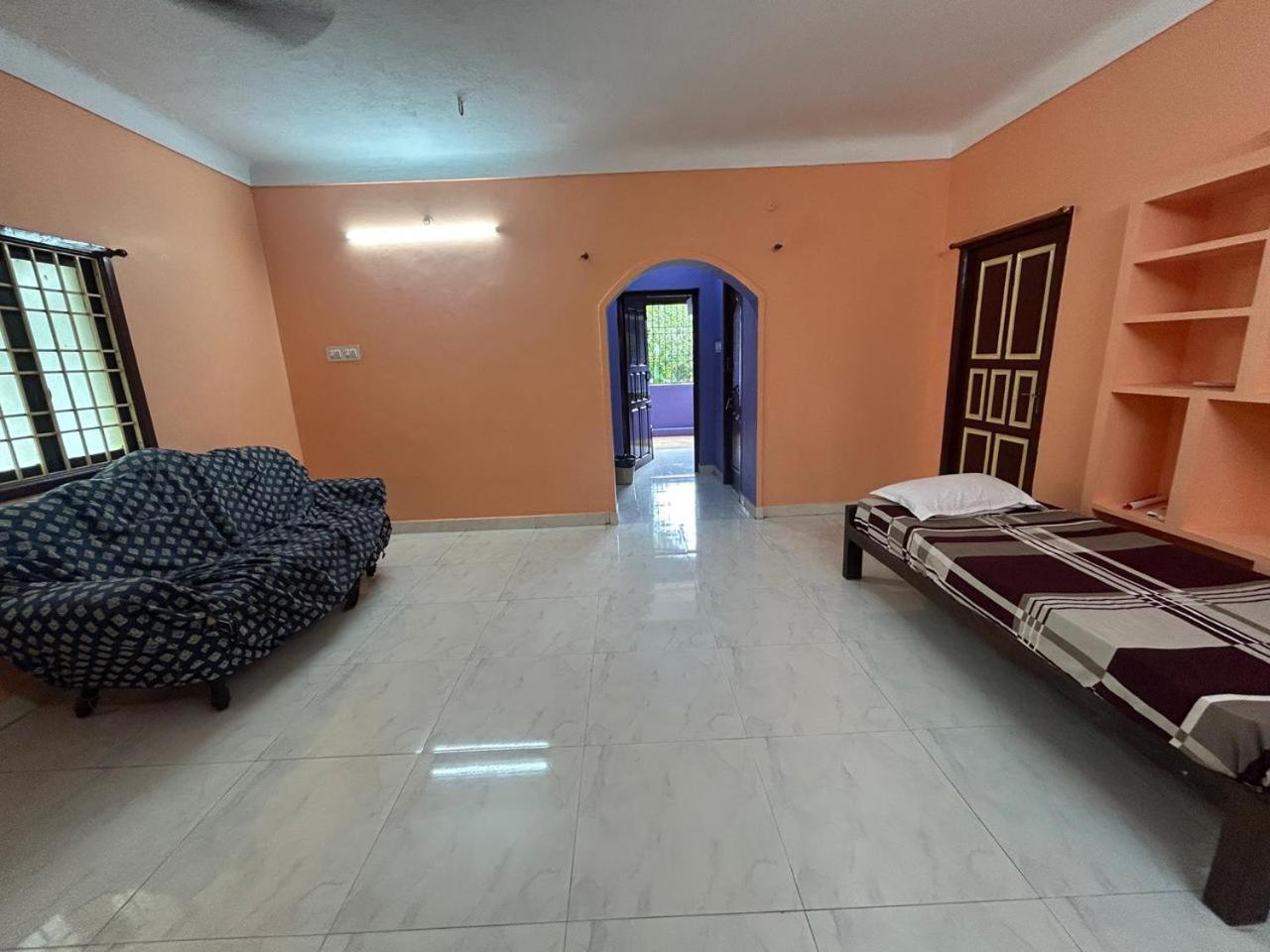 Eagle Nest Residency Otel Kottakuppam Dış mekan fotoğraf